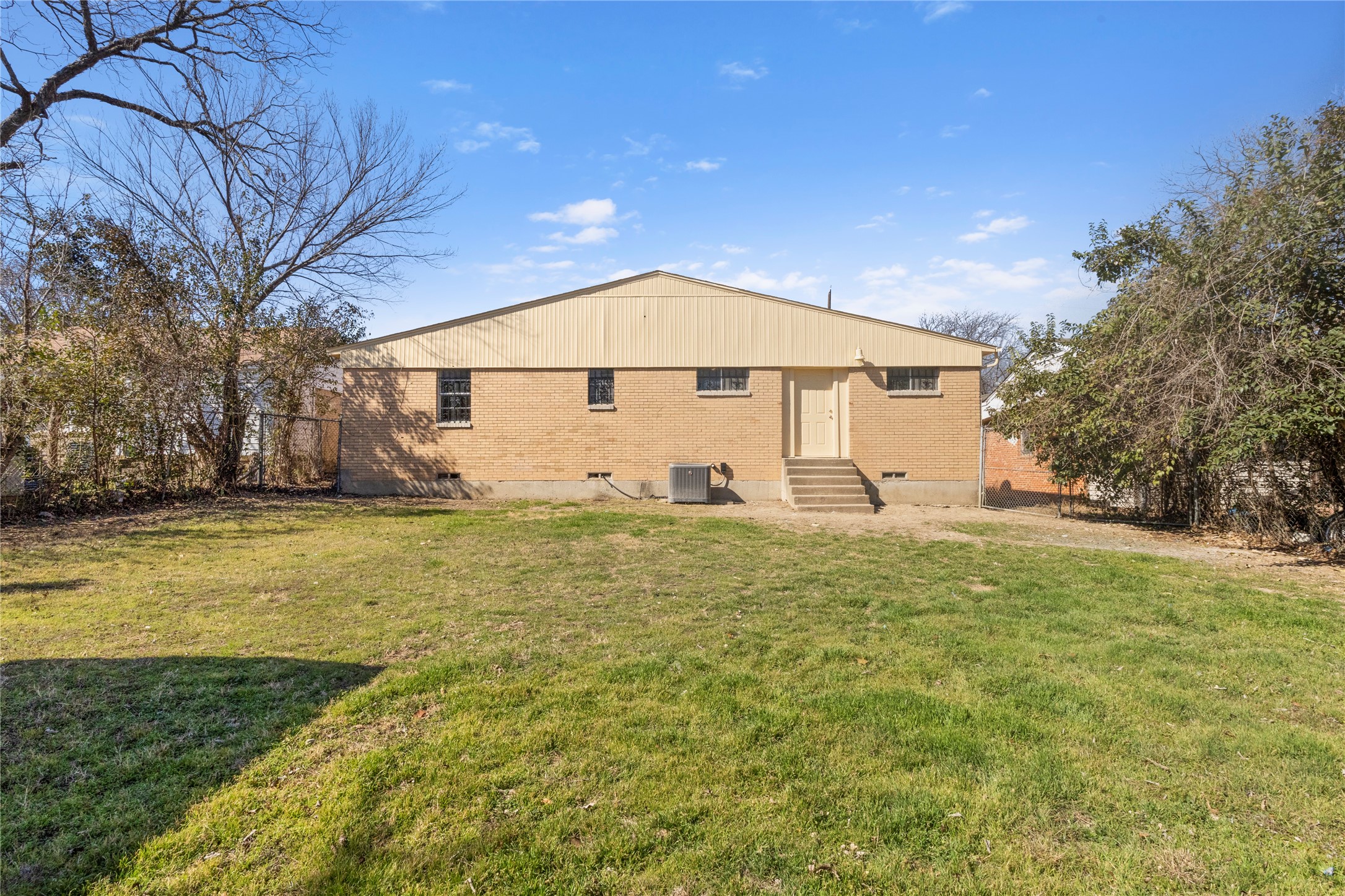 1602 Glen Avenue Dallas TX 75216
