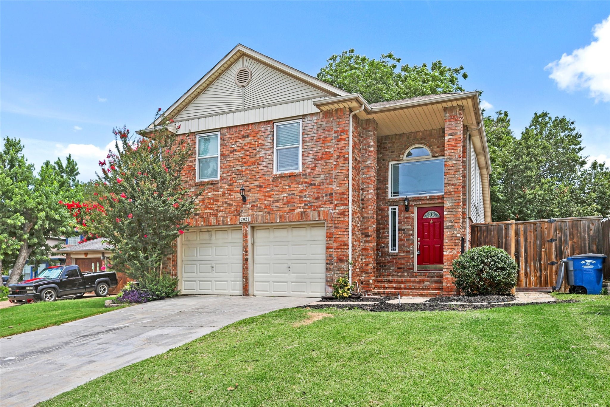 2931 Courtland Drive Dallas TX 75287