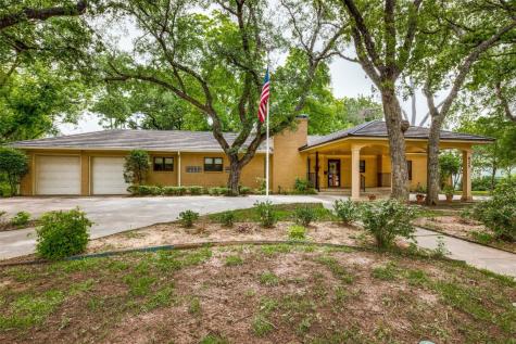 825 Elm Street Graham TX 76450