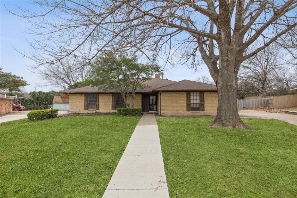 5133 Vera Cruz Drive Garland TX 75043