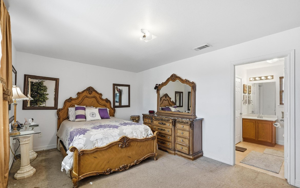 2209 Upcreek Court Dallas TX 75253