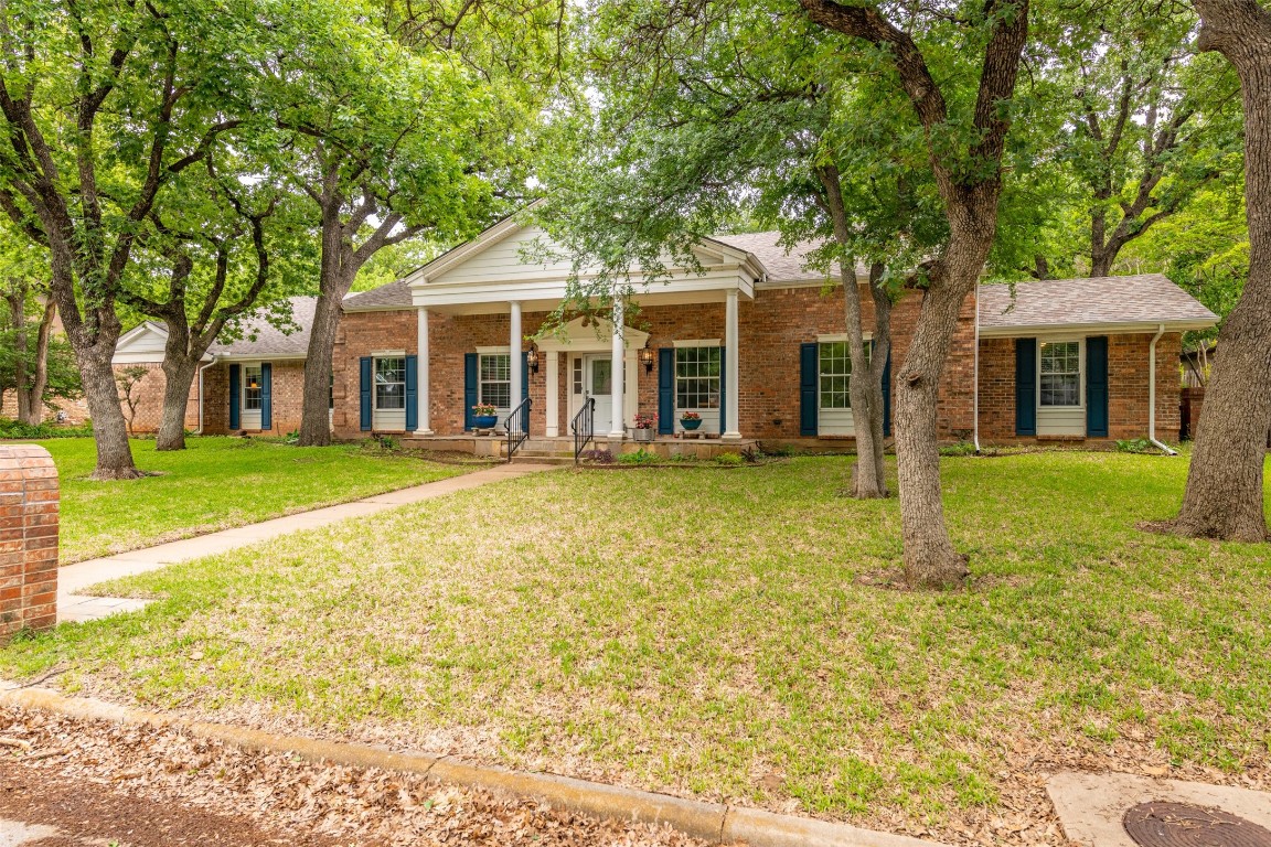509 Havenwood Lane N Fort Worth TX 76112