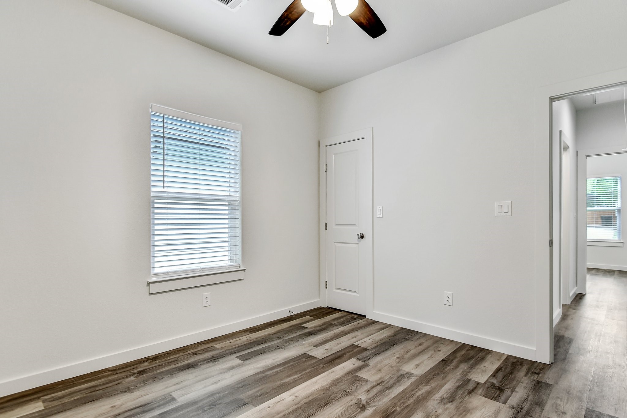 1103 S Montgomery Street Sherman TX 75090