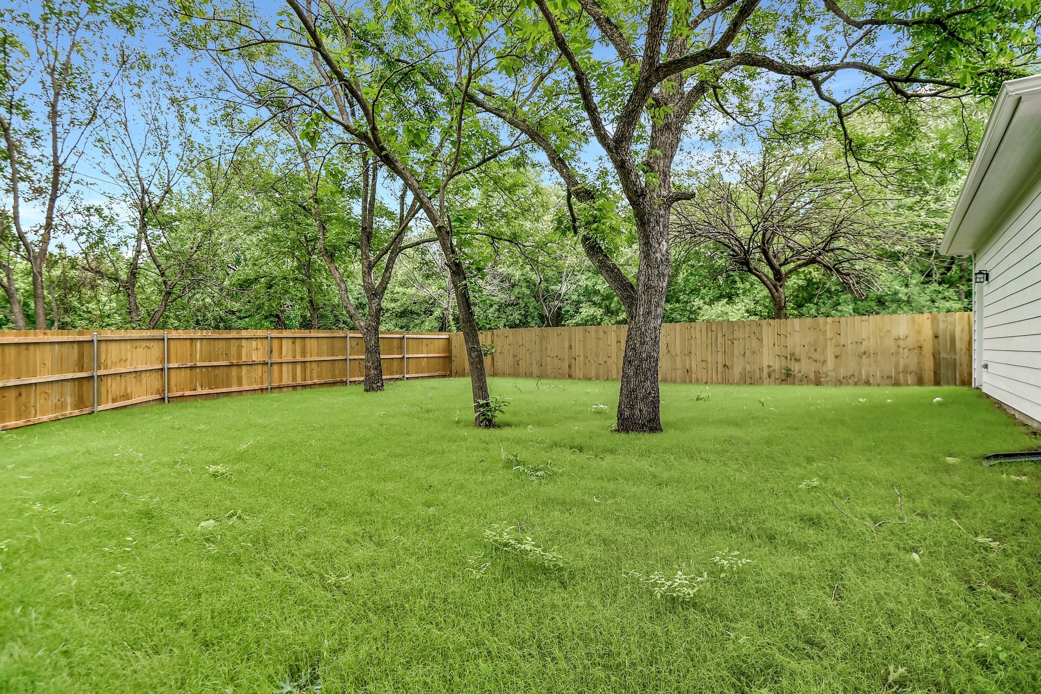 1103 S Montgomery Street Sherman TX 75090