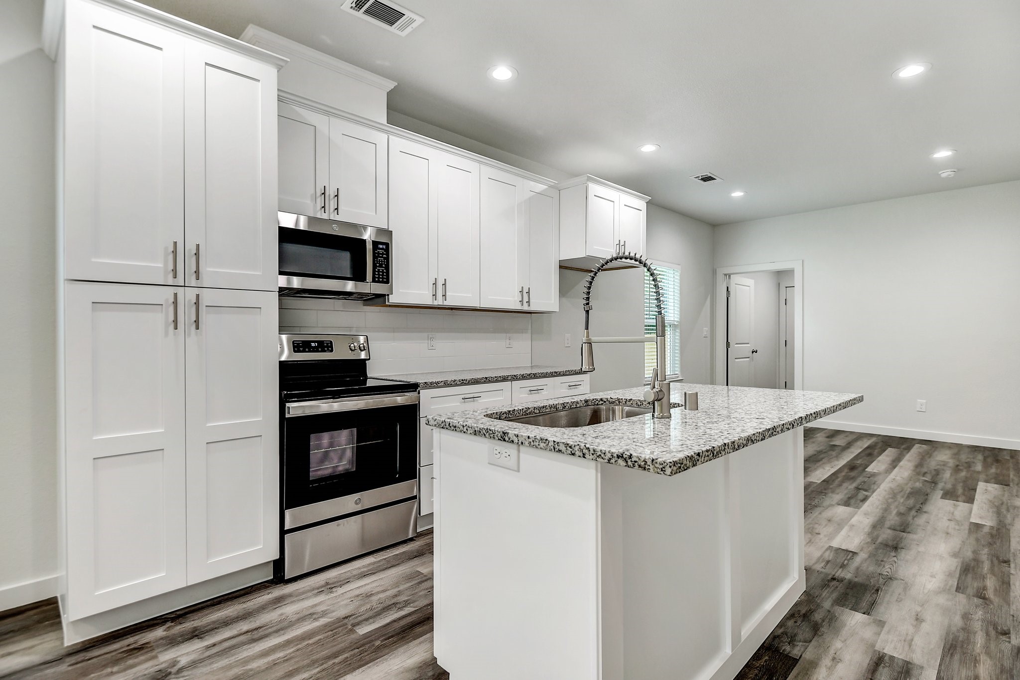 1103 S Montgomery Street Sherman TX 75090
