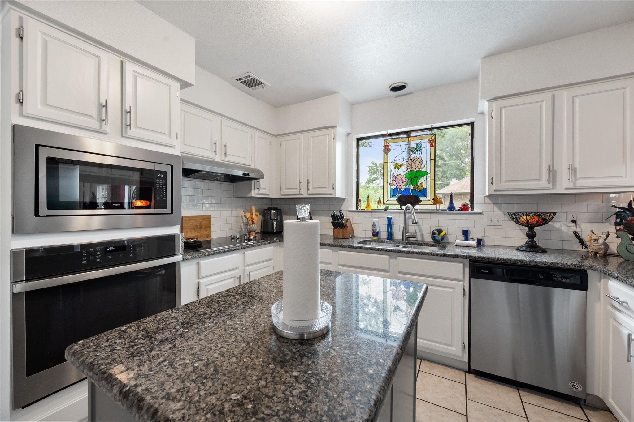 6616 Shorewood Drive Arlington TX 76016