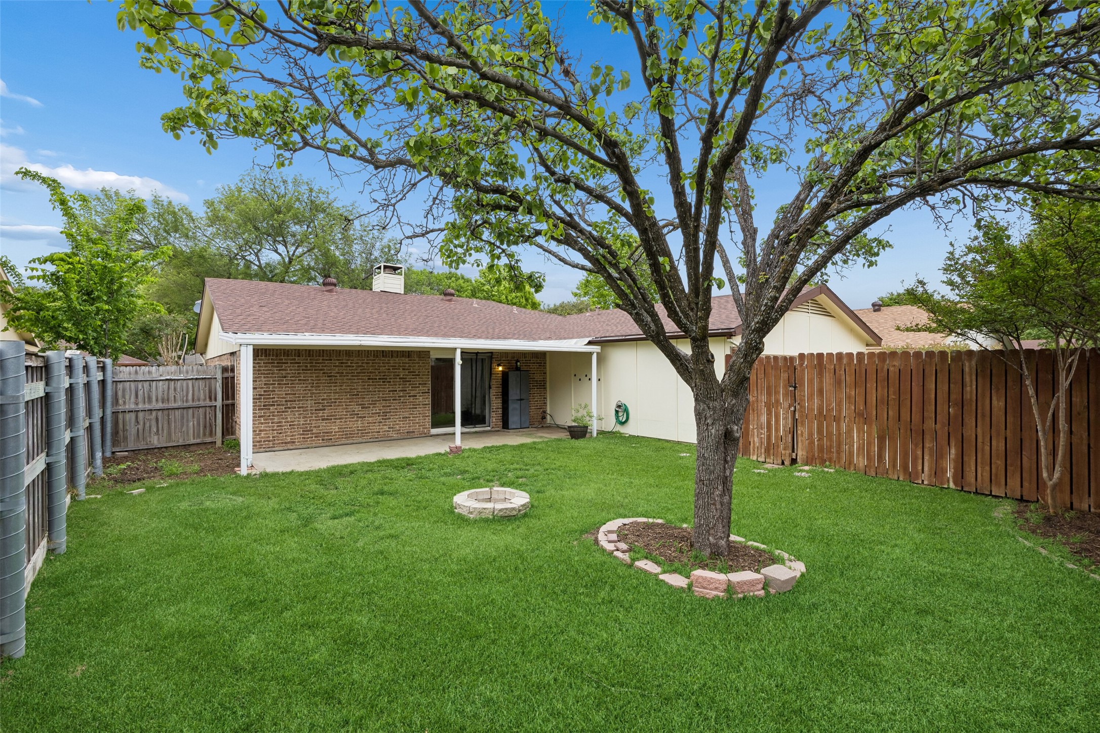 2910 Hazelwood Drive Garland TX 75044