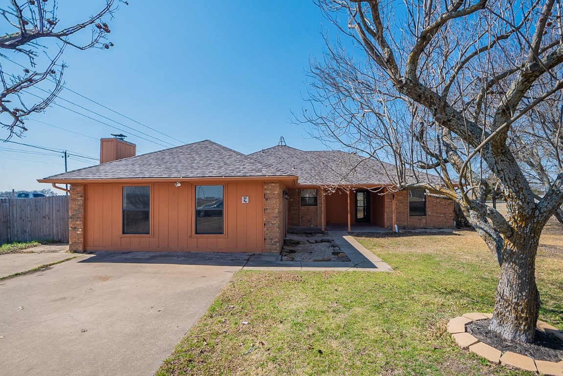 101 Howland Lane Waxahachie TX 75167
