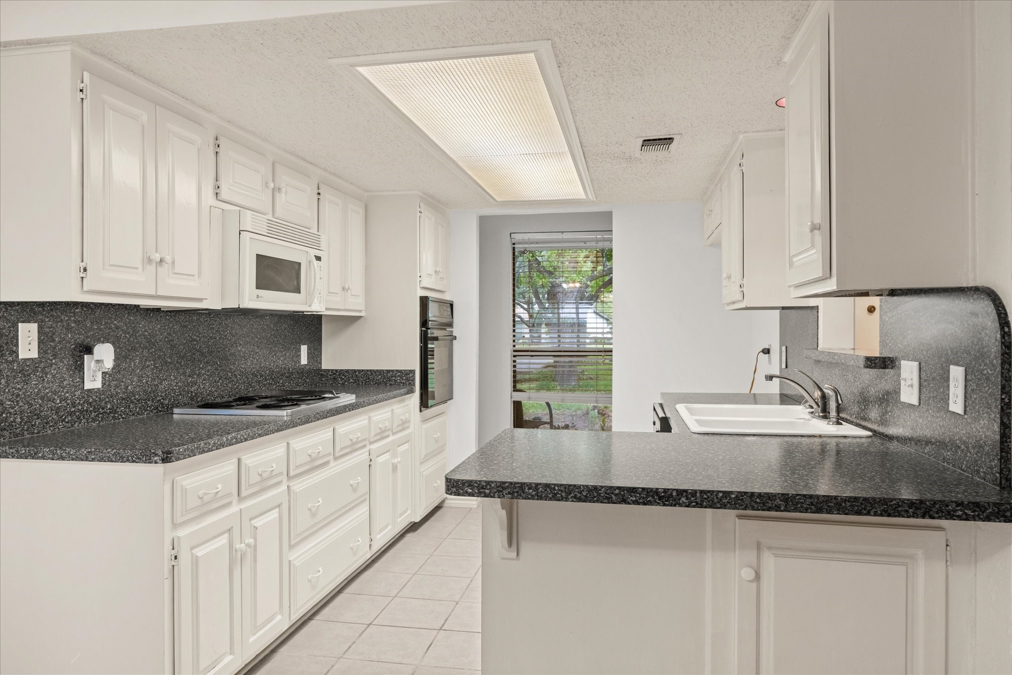 3905 Winding Way Granbury TX 76049