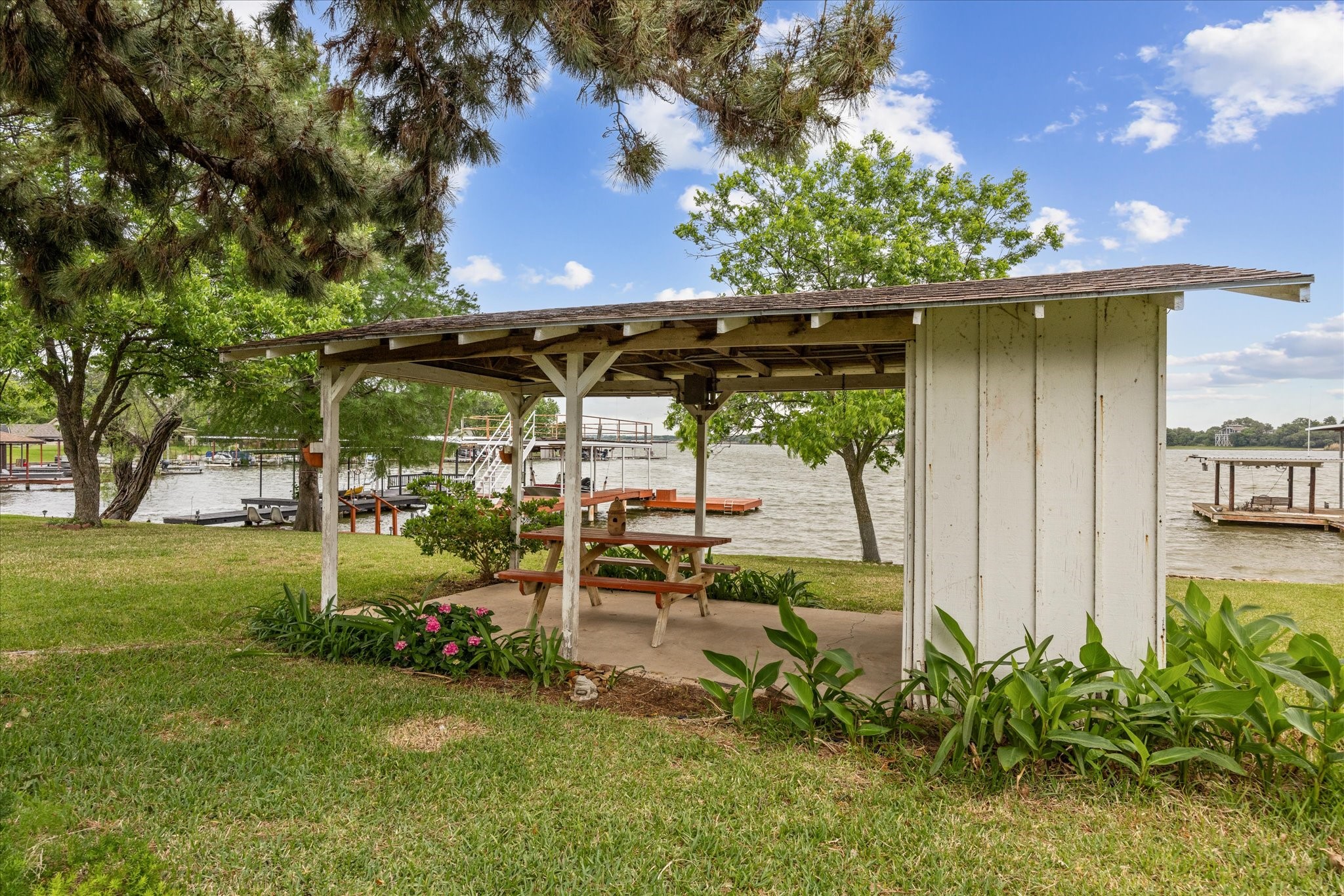 3905 Winding Way Granbury TX 76049