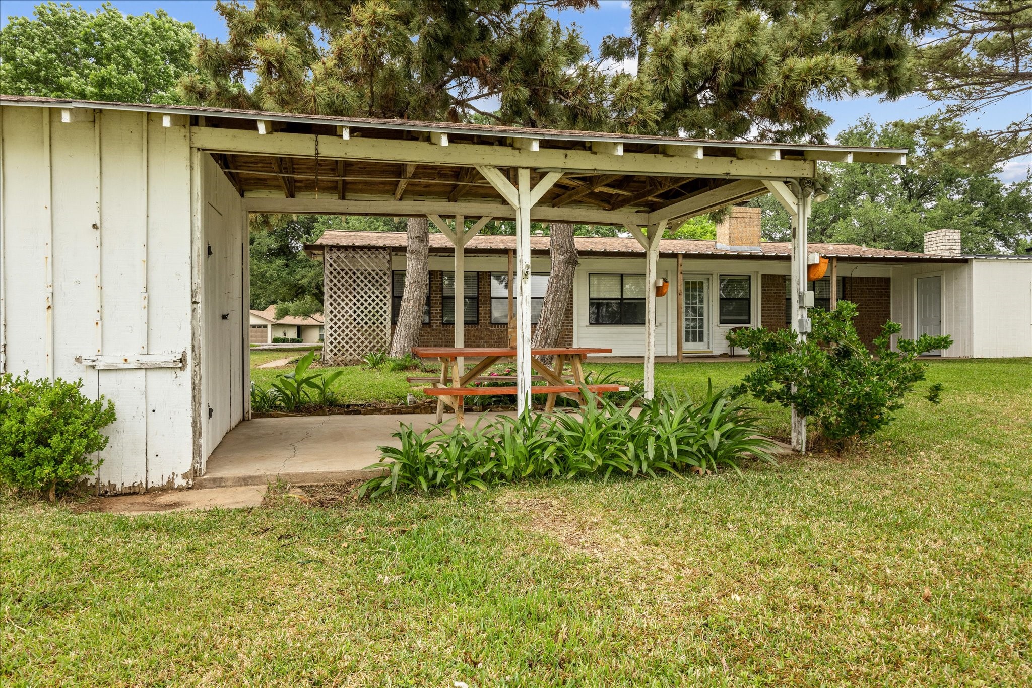 3905 Winding Way Granbury TX 76049