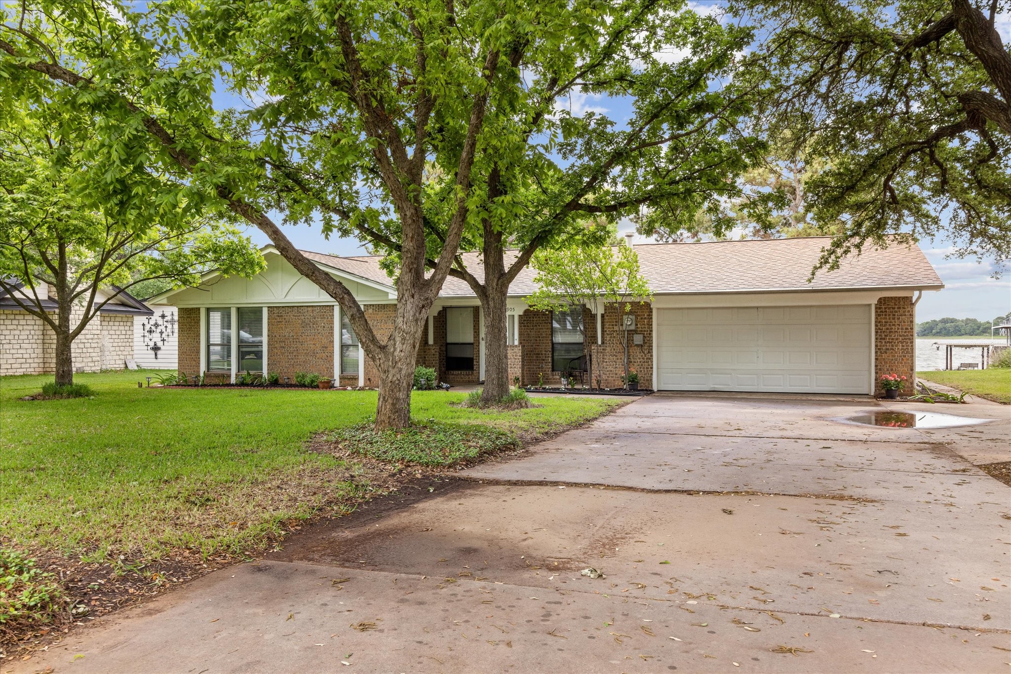 3905 Winding Way Granbury TX 76049
