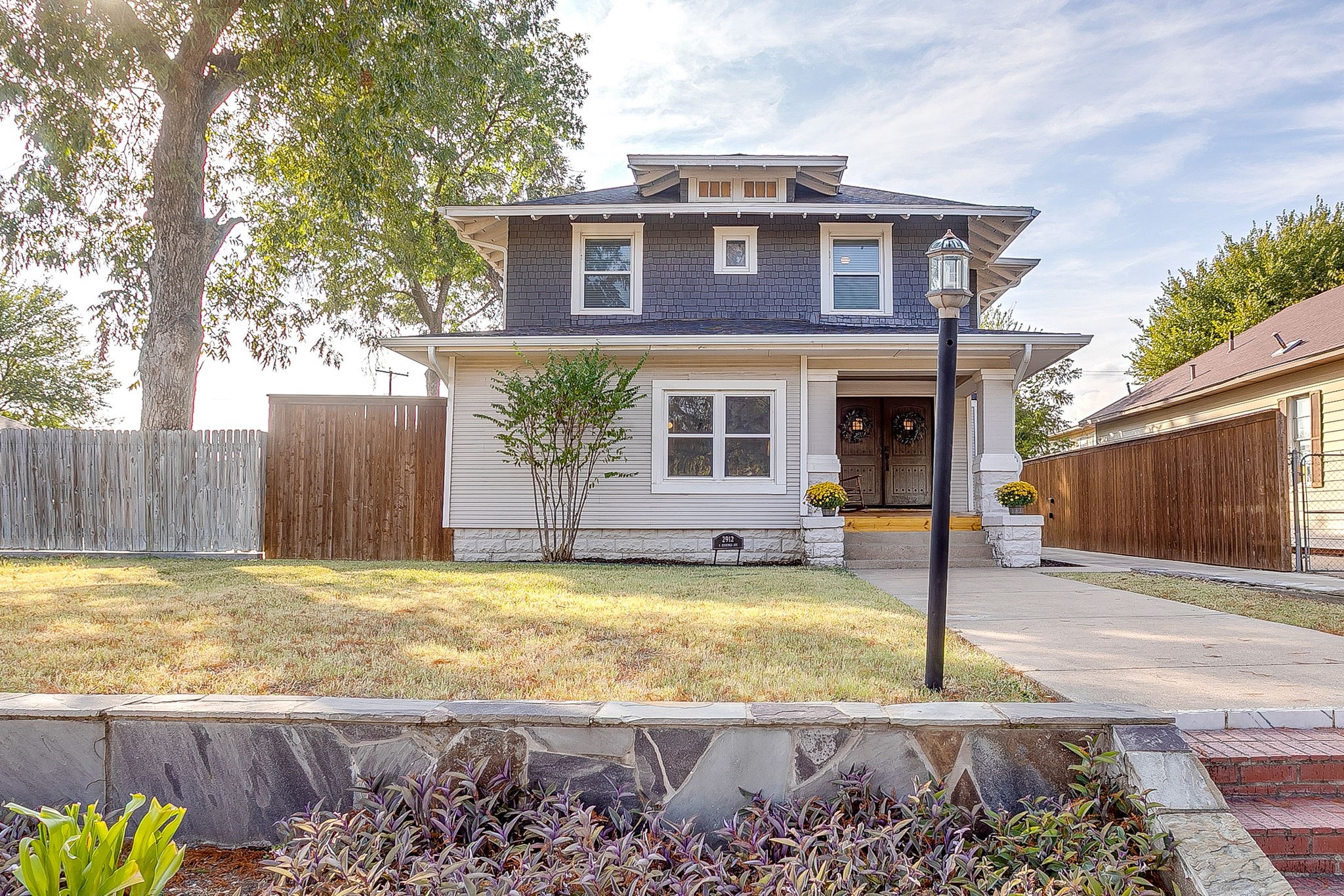 2912 S Jennings Avenue S Fort Worth TX 76110