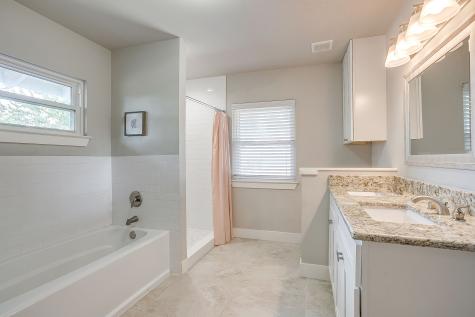 2912 S Jennings Avenue S Fort Worth TX 76110