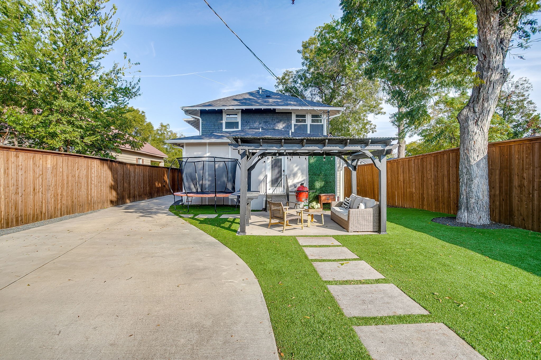2912 S Jennings Avenue S Fort Worth TX 76110