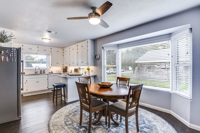 1208 Cindy Lane Cleburne TX 76033