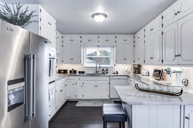 1208 Cindy Lane Cleburne TX 76033