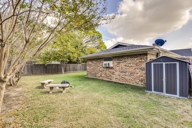 1208 Cindy Lane Cleburne TX 76033