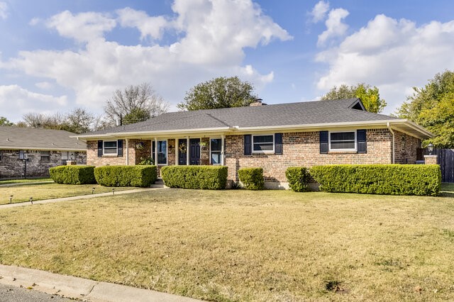 1208 Cindy Lane Cleburne TX 76033