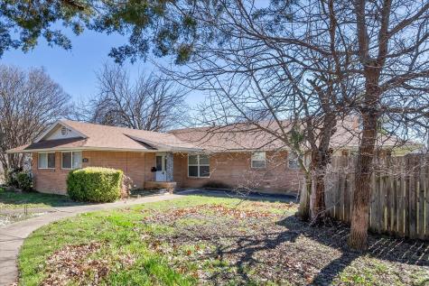 213 SW Cindy Lane Burleson TX 76028