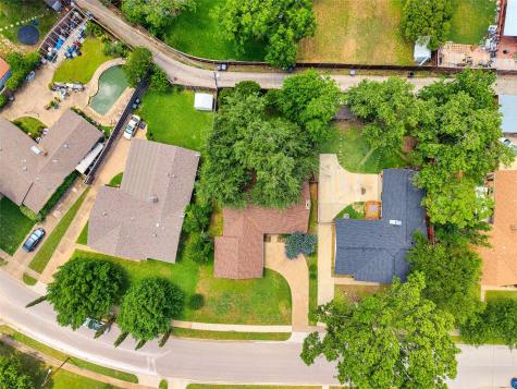 8114 Clear Springs Road Dallas TX 75240
