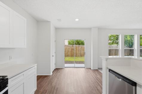 725 Parkford Lane Arlington TX 76001