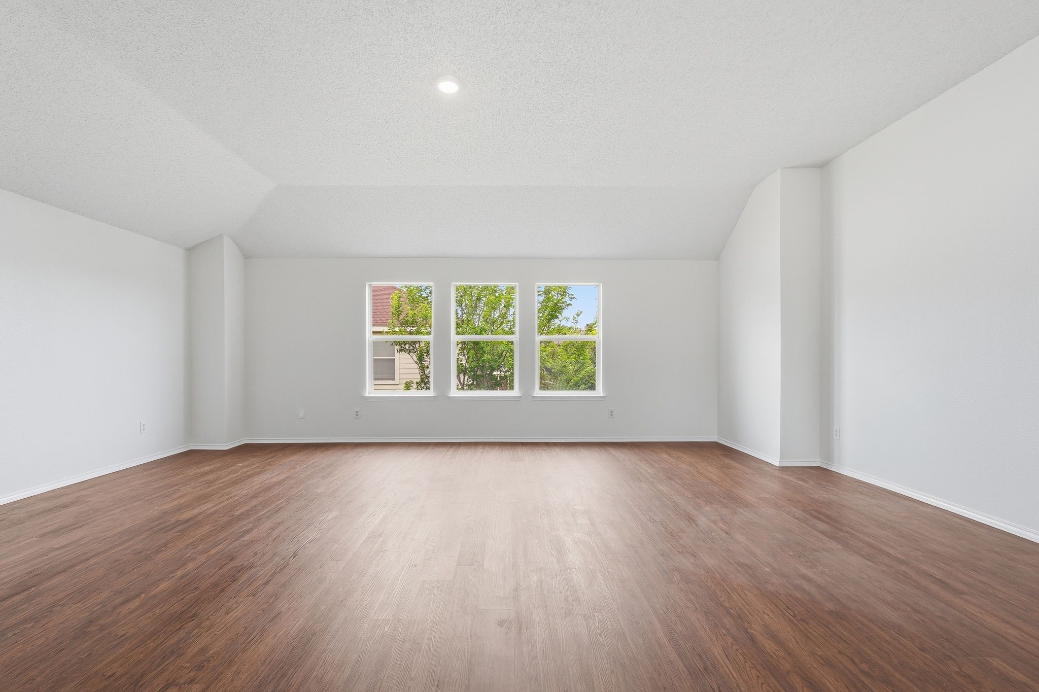 725 Parkford Lane Arlington TX 76001