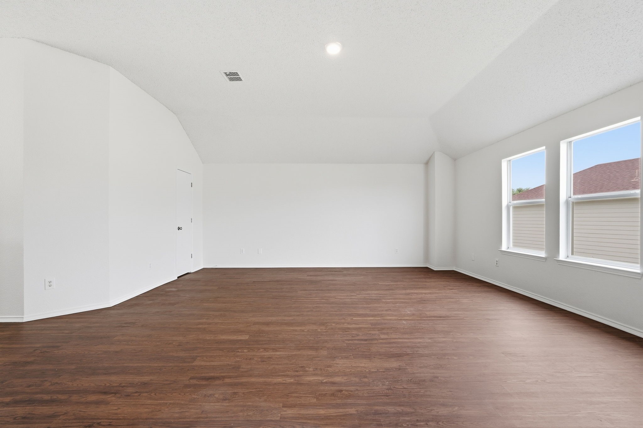 725 Parkford Lane Arlington TX 76001
