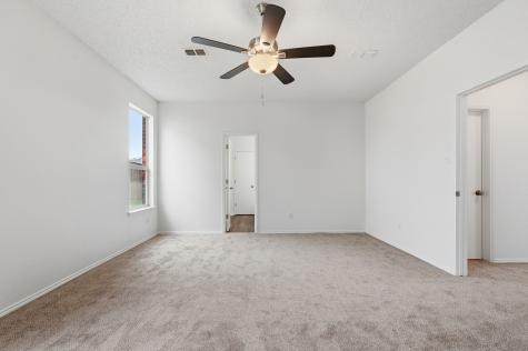 725 Parkford Lane Arlington TX 76001
