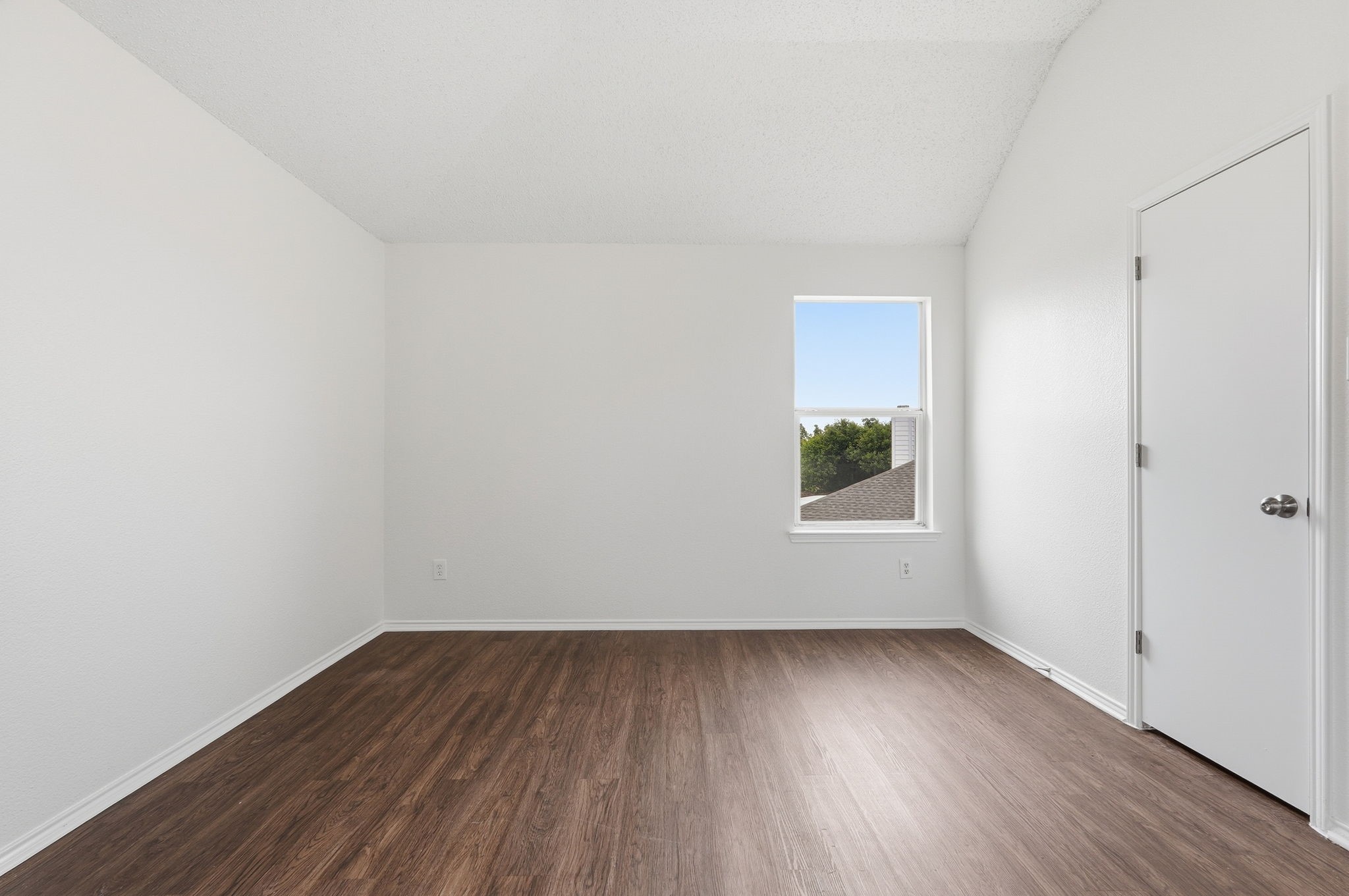725 Parkford Lane Arlington TX 76001