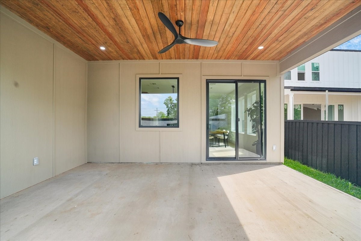 1825 Pollard Street Dallas TX 75208