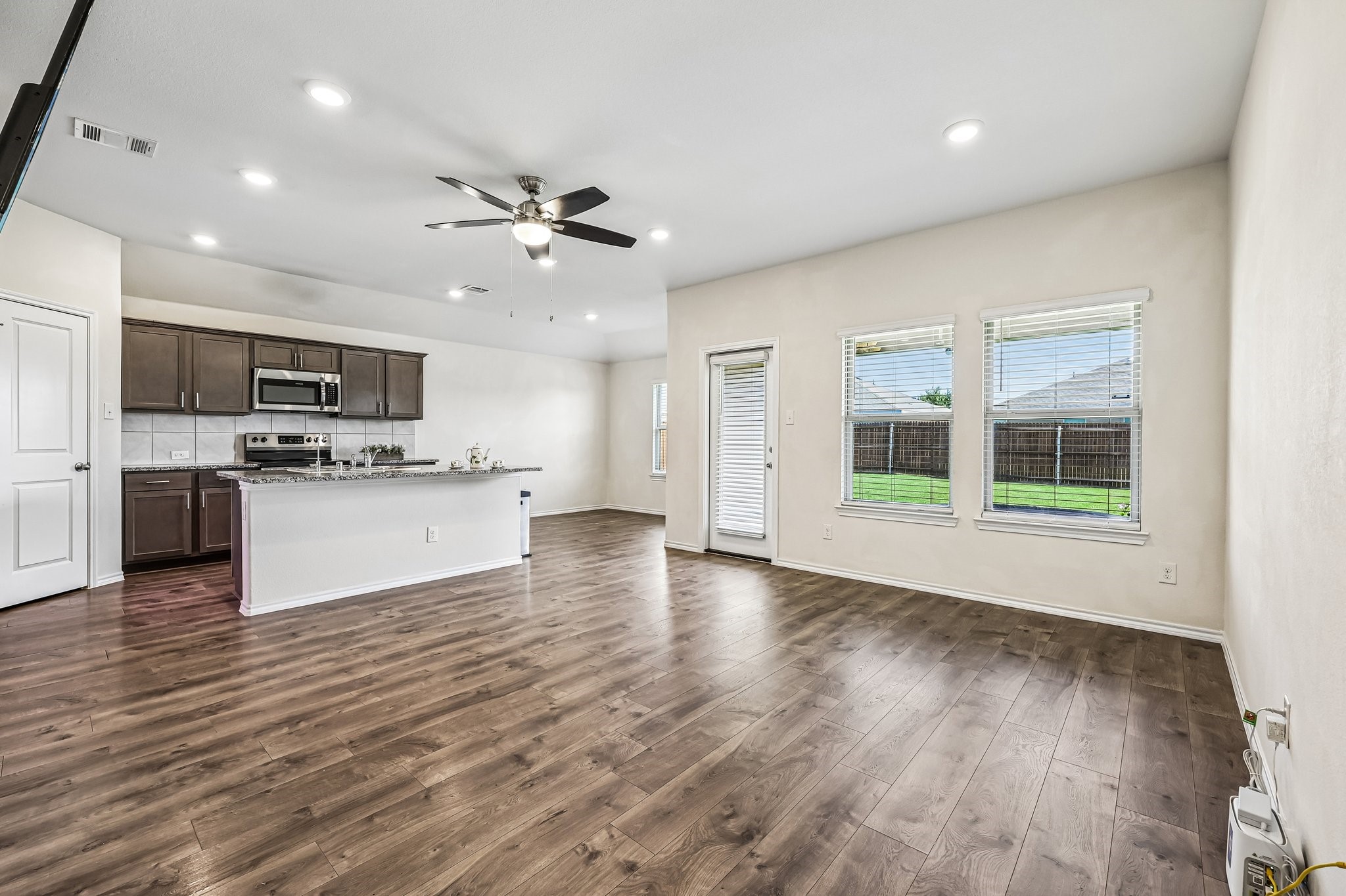 904 Alton Drive Aubrey TX 76227