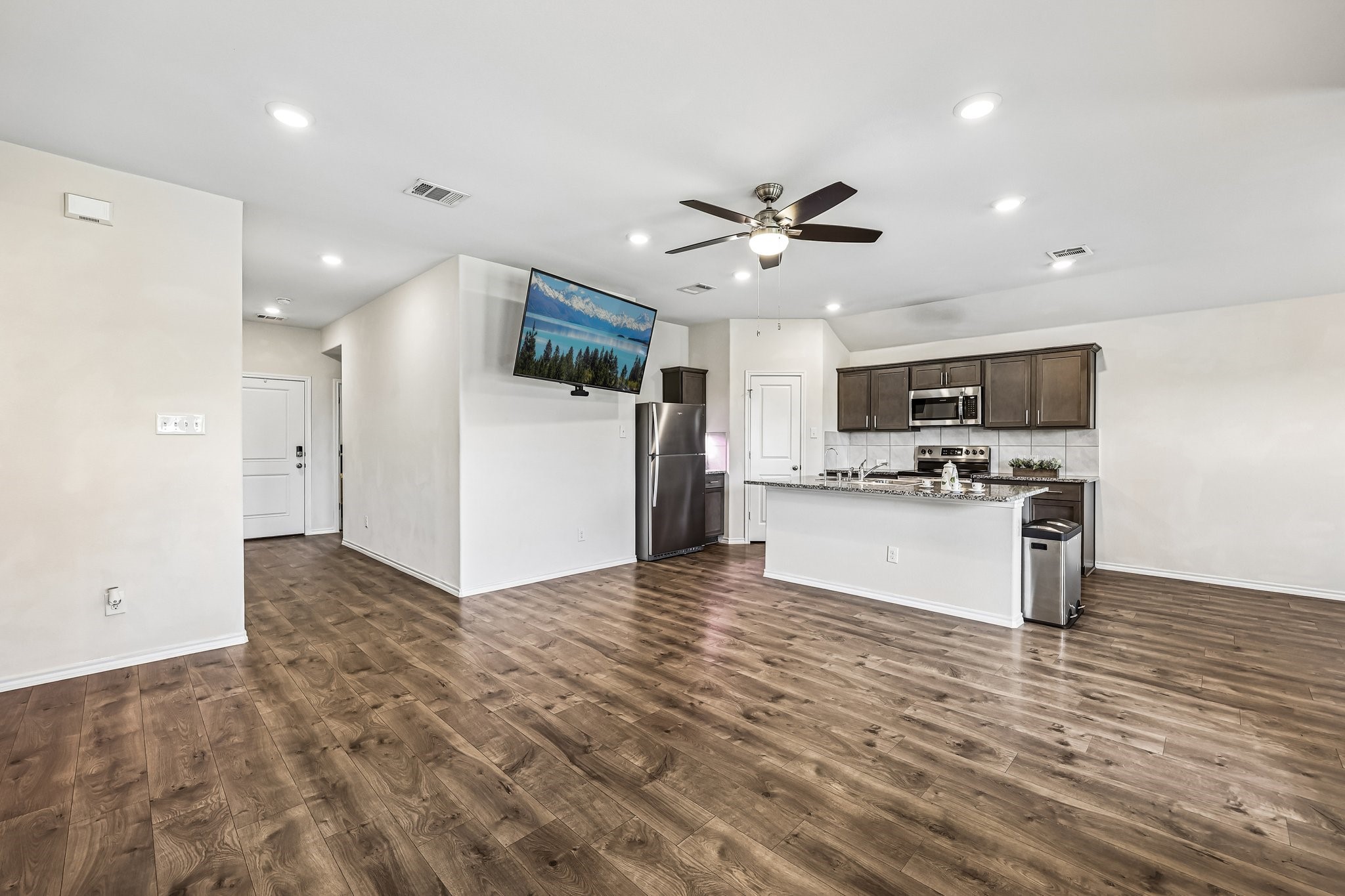 904 Alton Drive Aubrey TX 76227