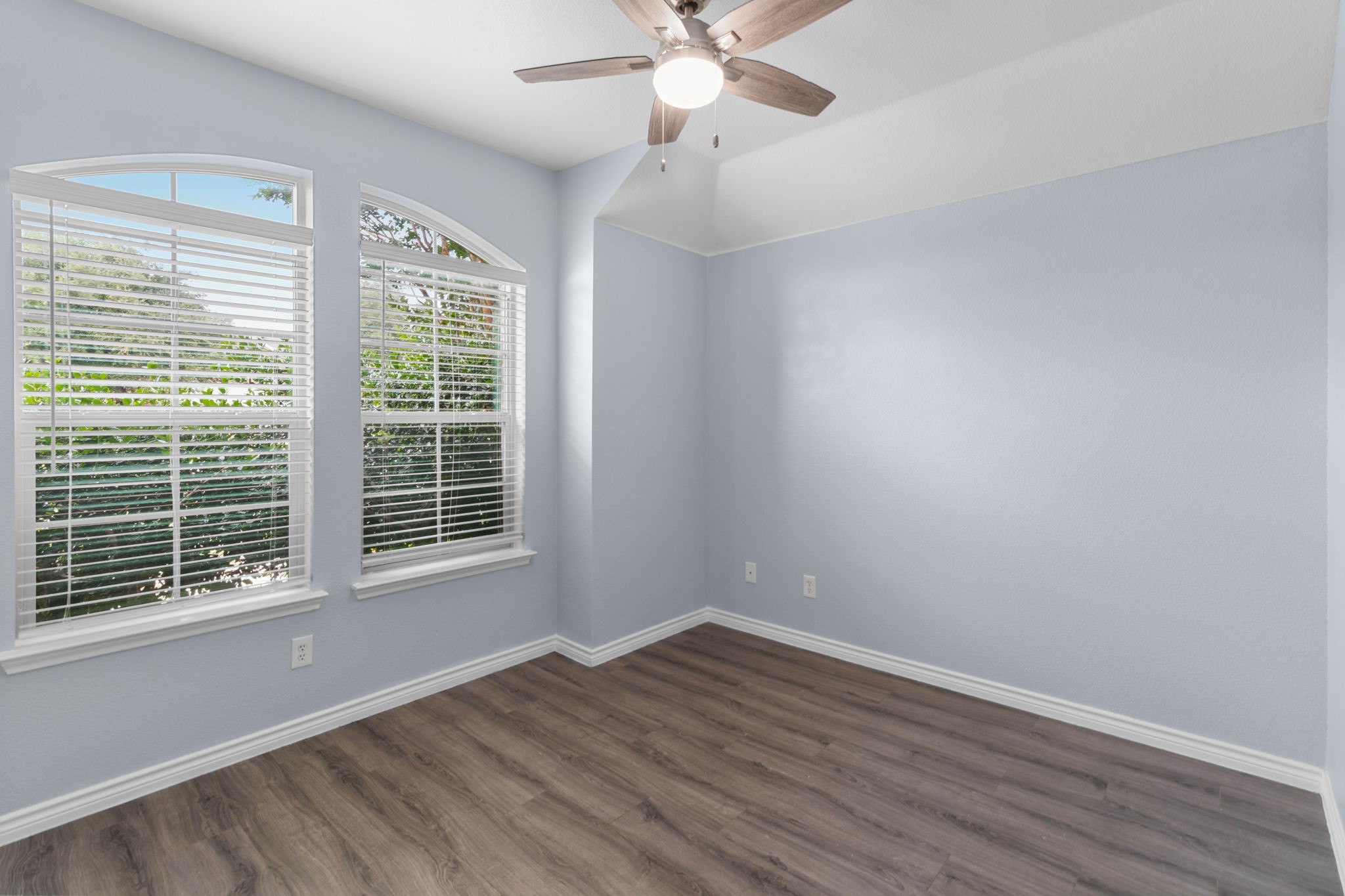 945 Jodie Drive Weatherford TX 76087