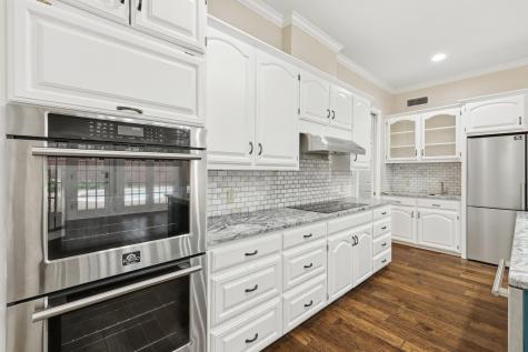 848 Birdsong Bedford TX 76021