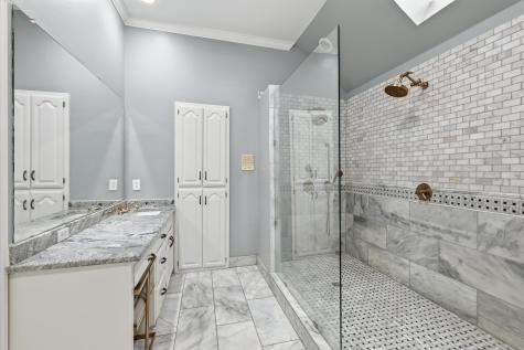 848 Birdsong Bedford TX 76021