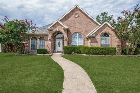 2721 Grasmere Street Garland TX 75040
