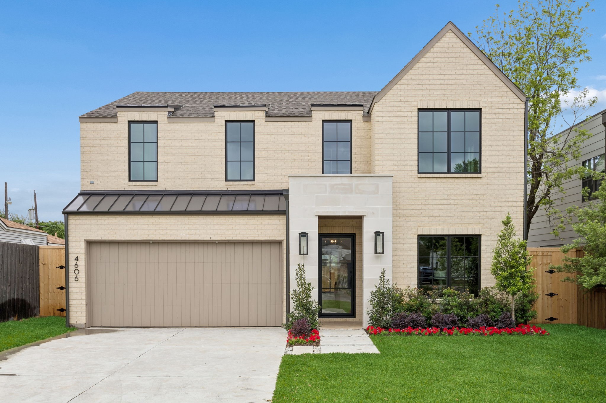 4606 Cowan Avenue Dallas TX 75209