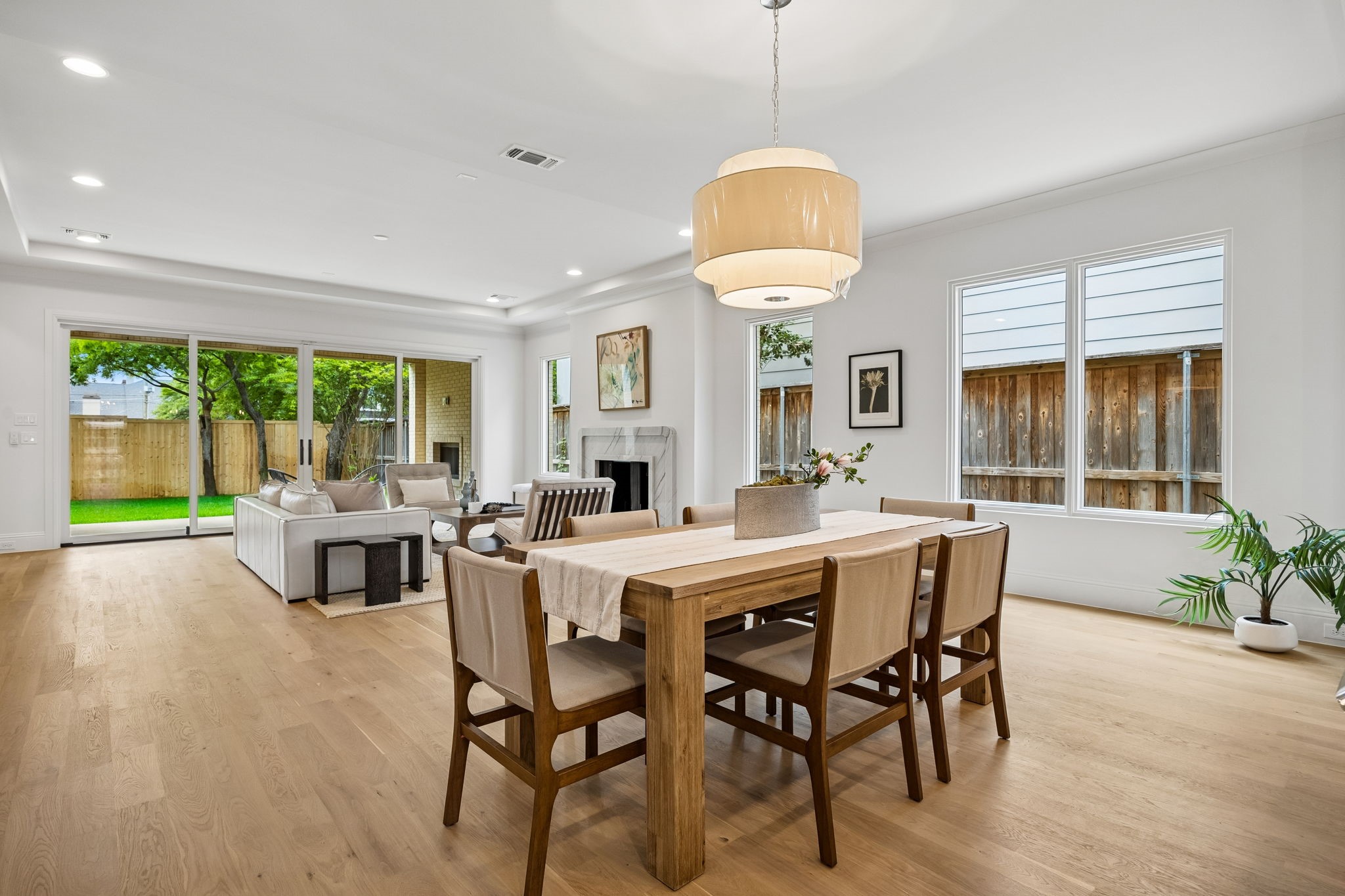 4606 Cowan Avenue Dallas TX 75209