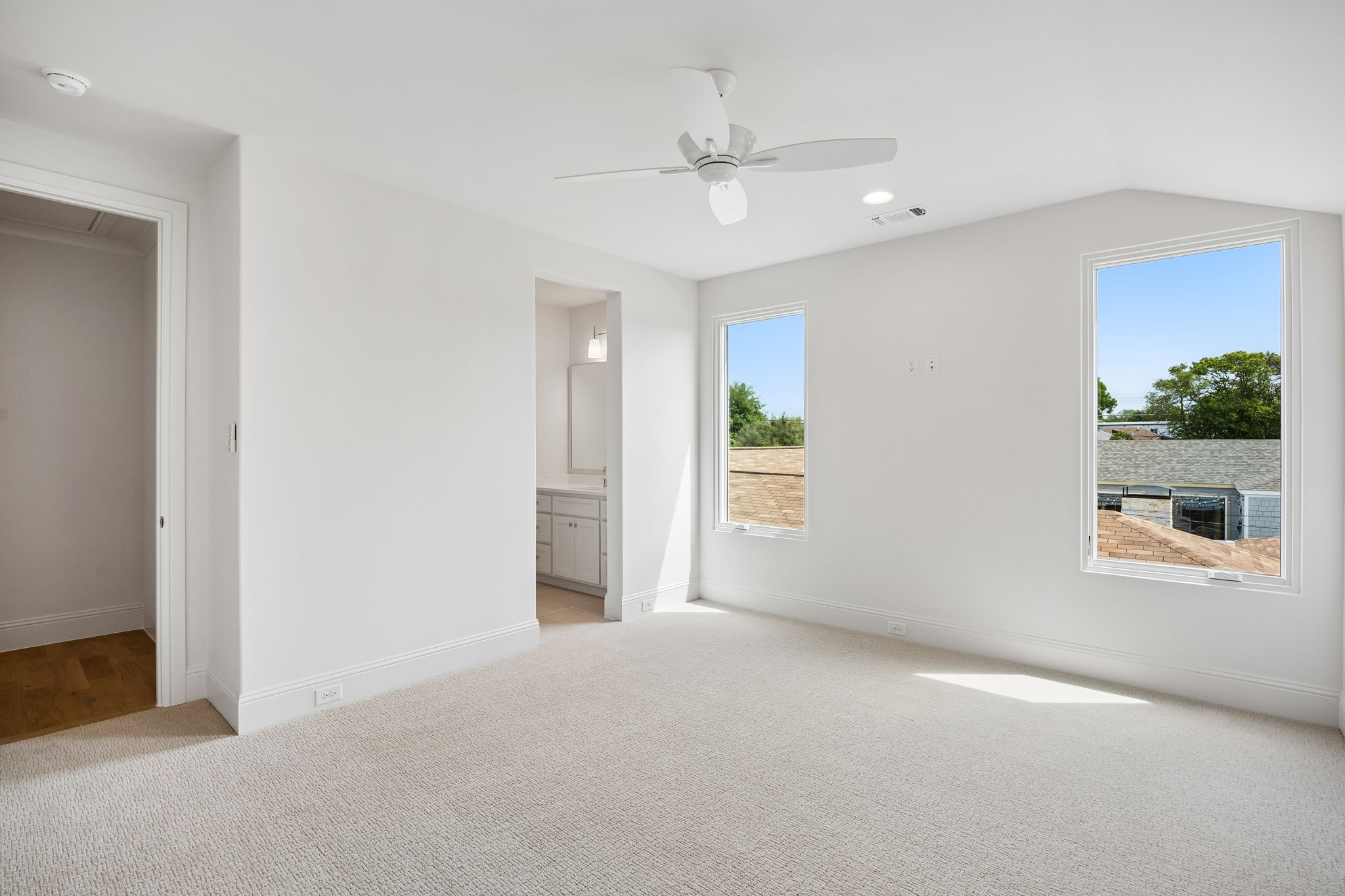 4606 Cowan Avenue Dallas TX 75209