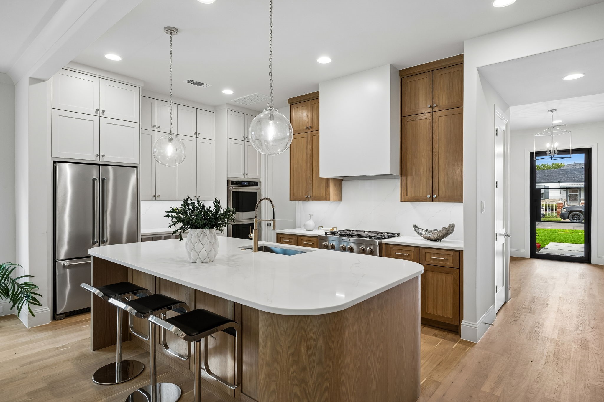 4606 Cowan Avenue Dallas TX 75209