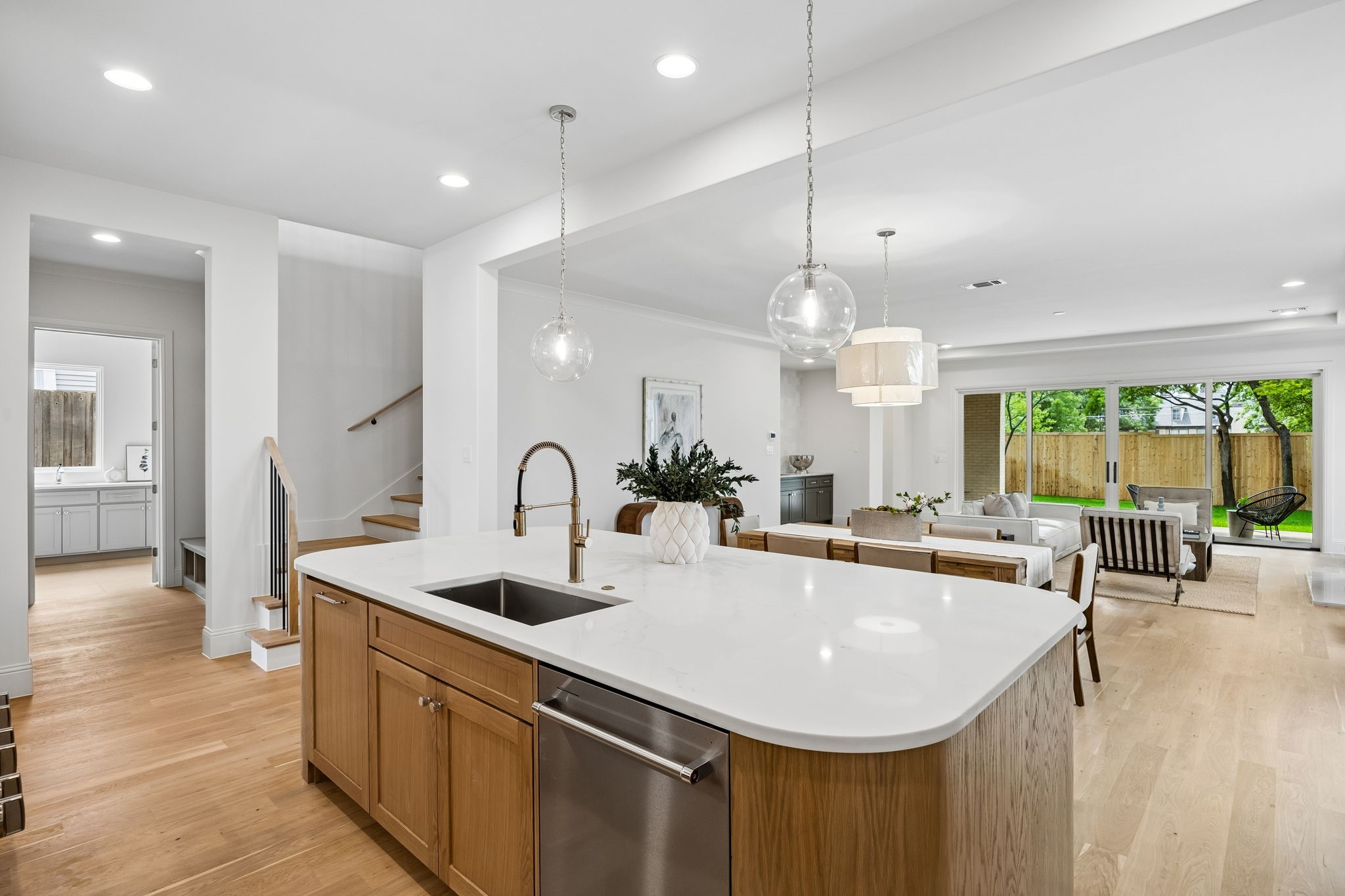 4606 Cowan Avenue Dallas TX 75209