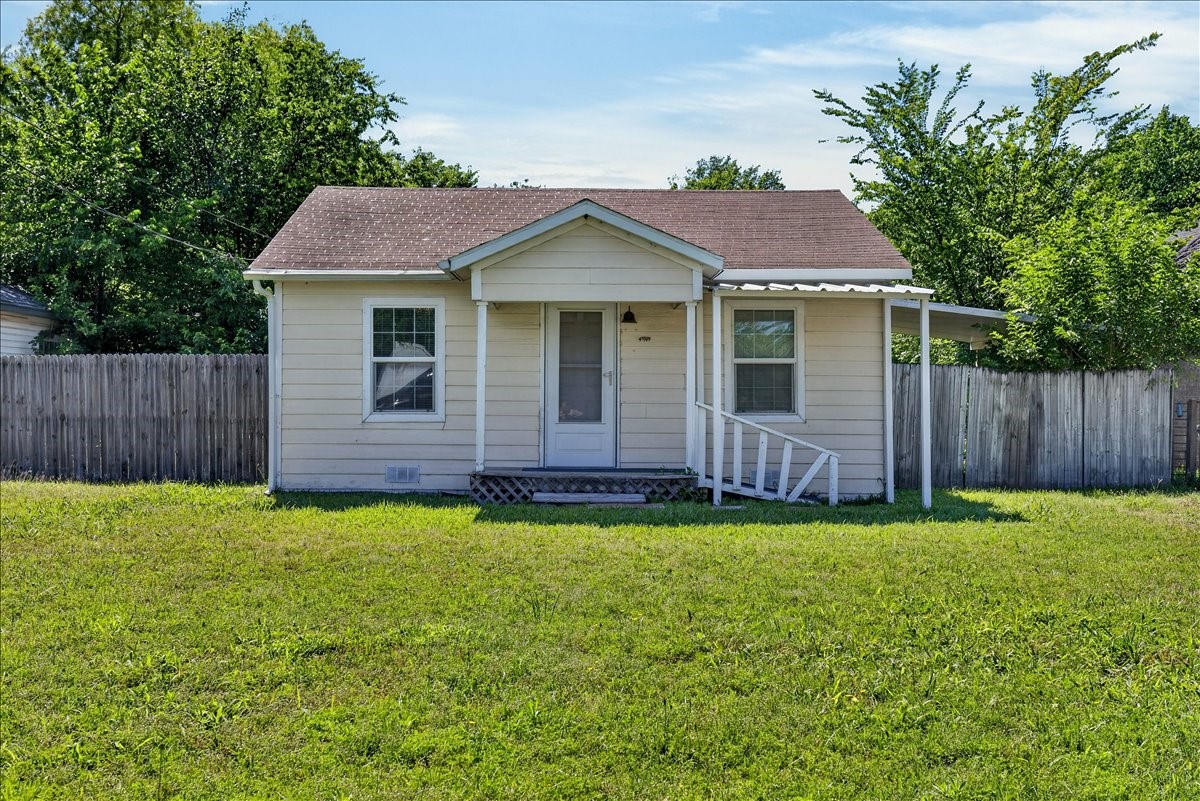 4001 S Peachtree Road Balch Springs TX 75180