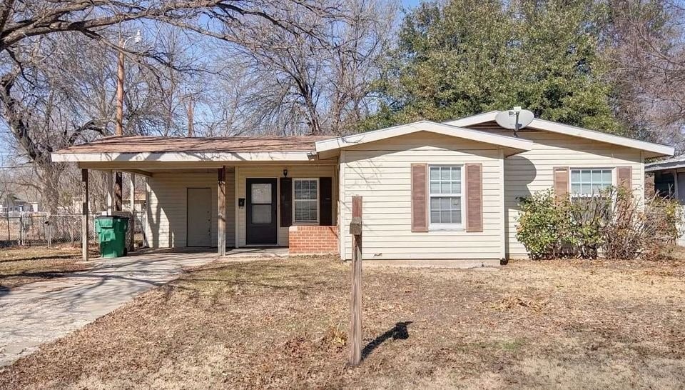 5848 Lyle Street Westworth Village TX 76114