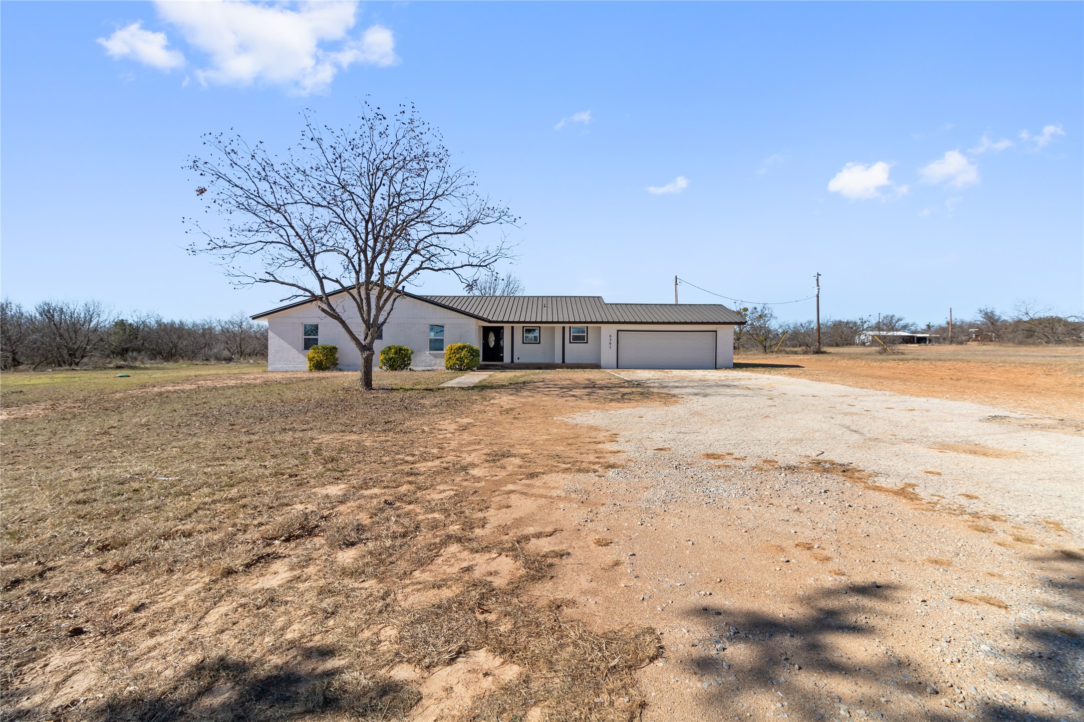 6301 State Highway 153 Coleman TX 76834