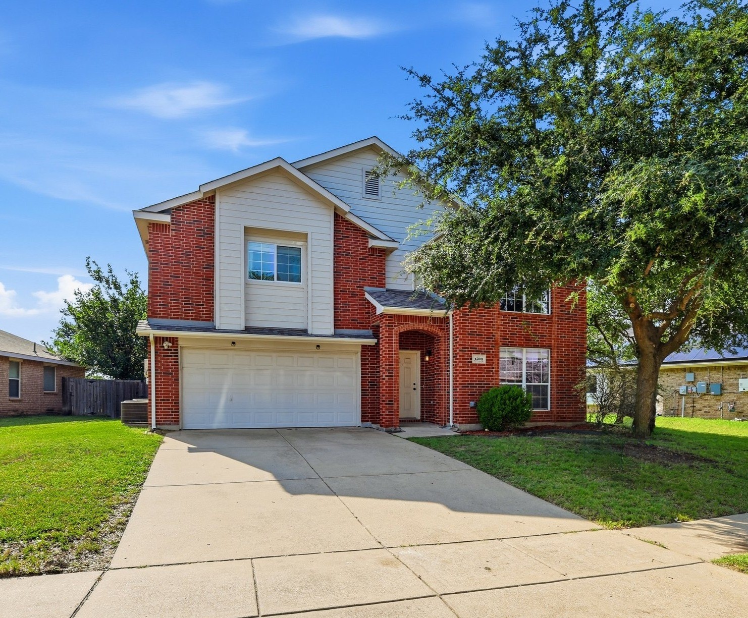 1703 Wolf Creek Drive Arlington TX 76018