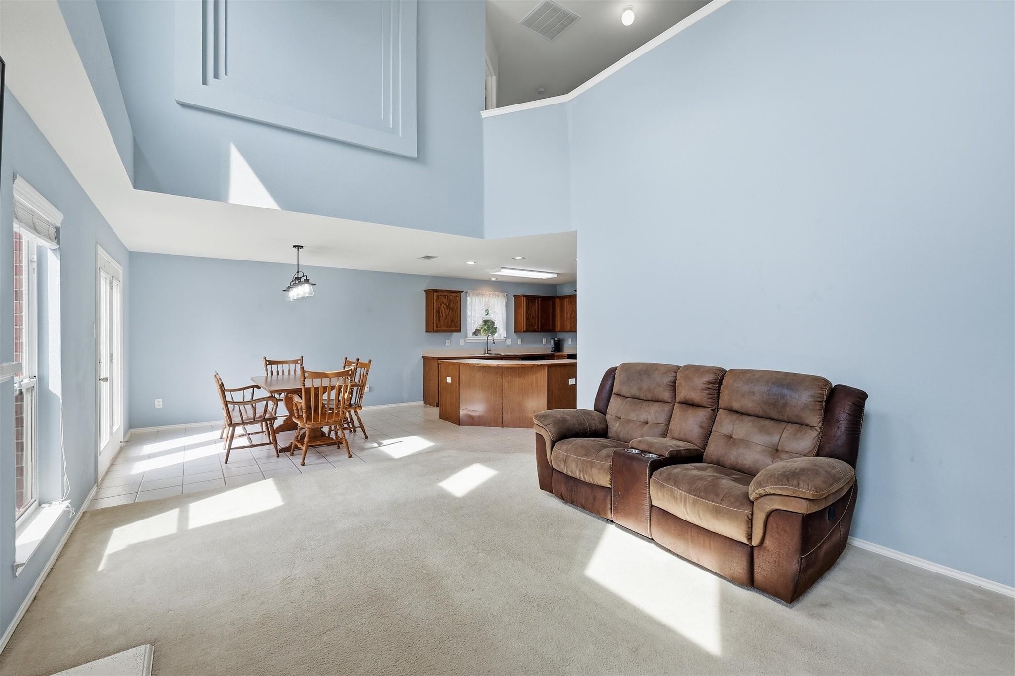 1703 Wolf Creek Drive Arlington TX 76018