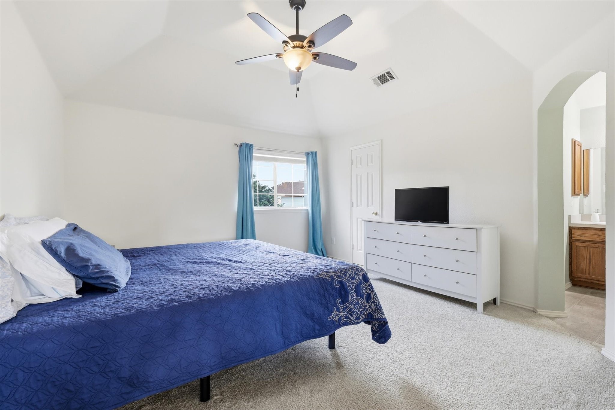 1703 Wolf Creek Drive Arlington TX 76018