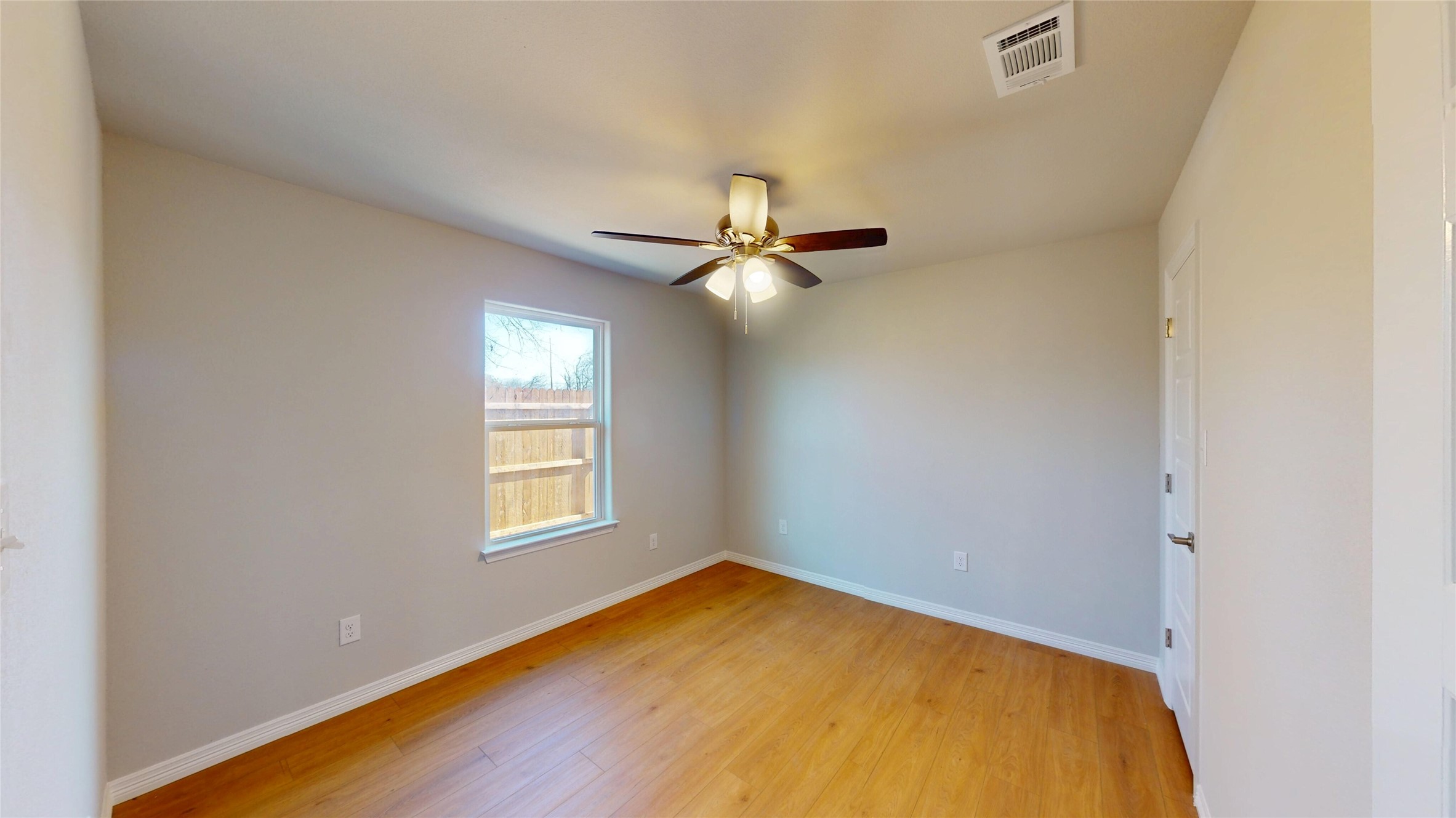 707 Cedar Street Cleburne TX 76031