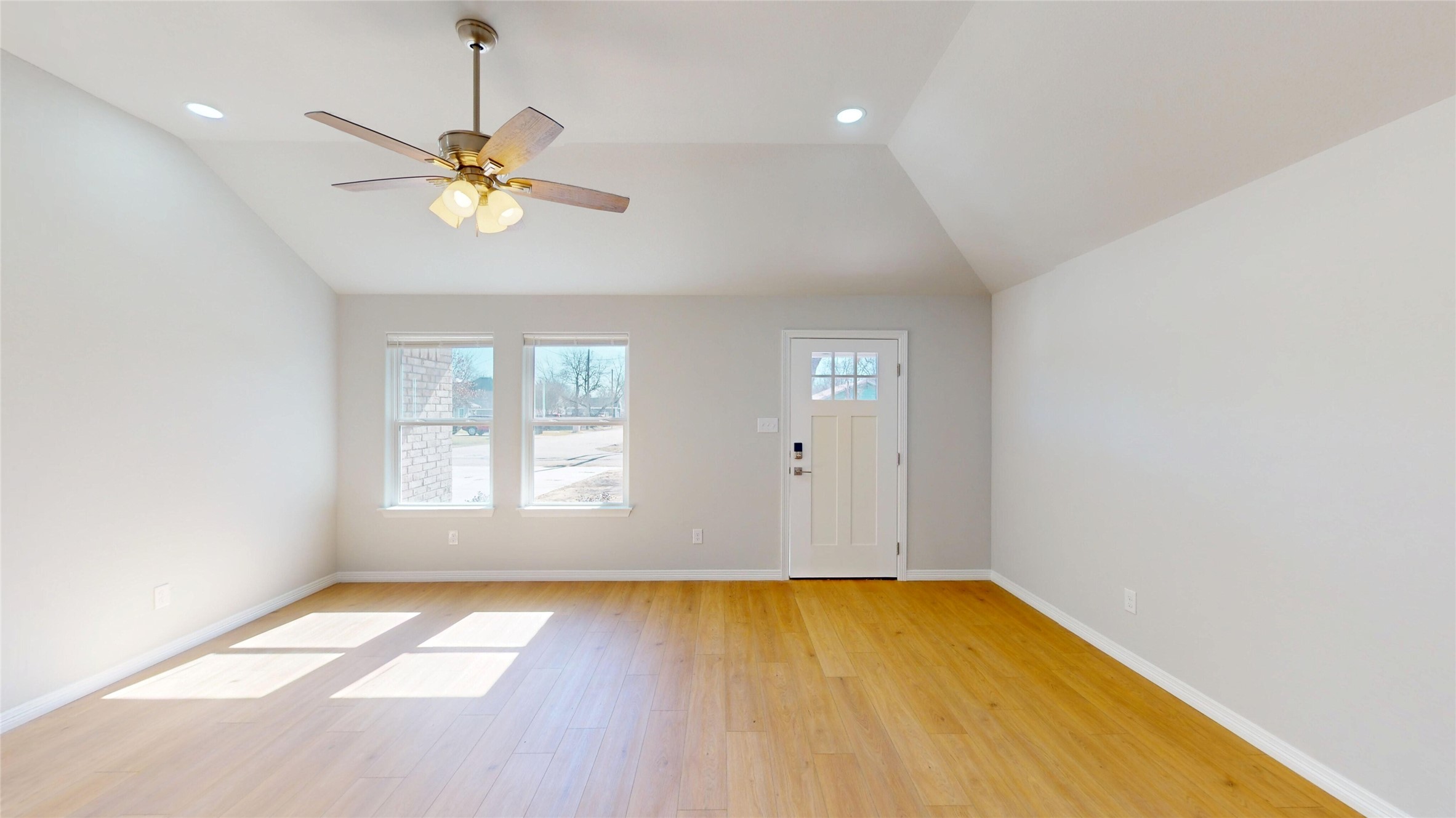 707 Cedar Street Cleburne TX 76031